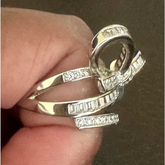 NWOT Costume Bow Ring: Size 7 - Picture 6 of 14